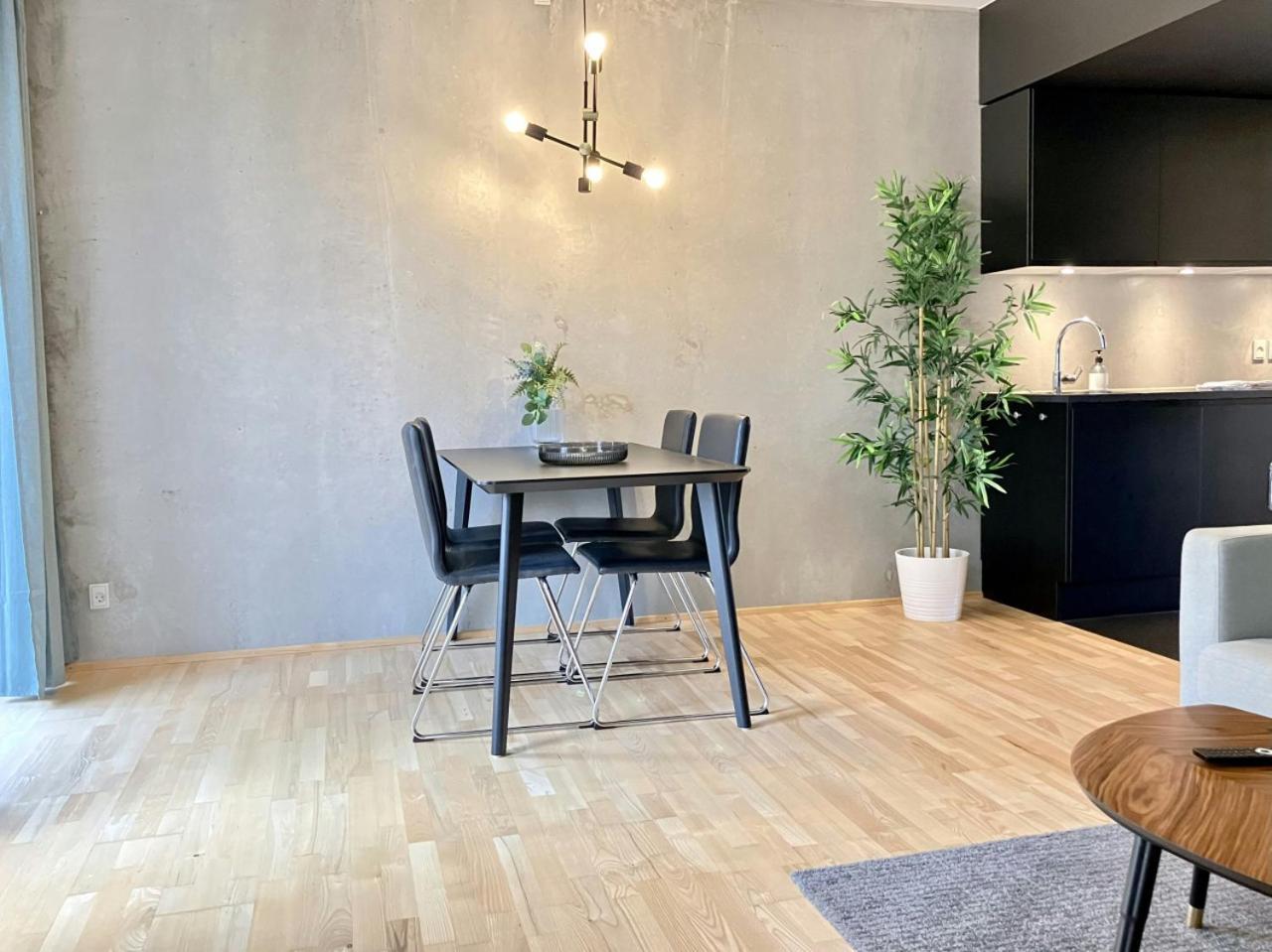Apartment Spacious For 3 In Ceresbyen *